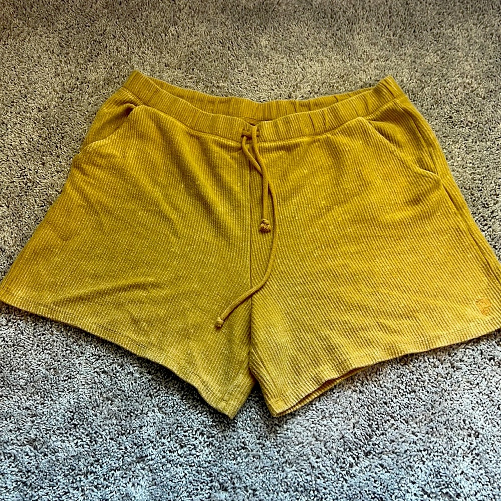 Victoria Secret PINK Dad Shorts Mustard/Gold